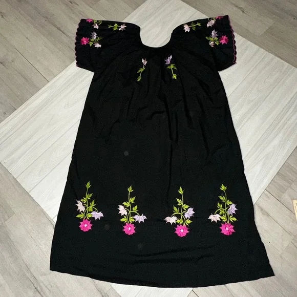 Vintage Queen Cato Embroidered Floral Dress Scalloped Hem Short Sleeve Size 2X - Picture 7 of 7